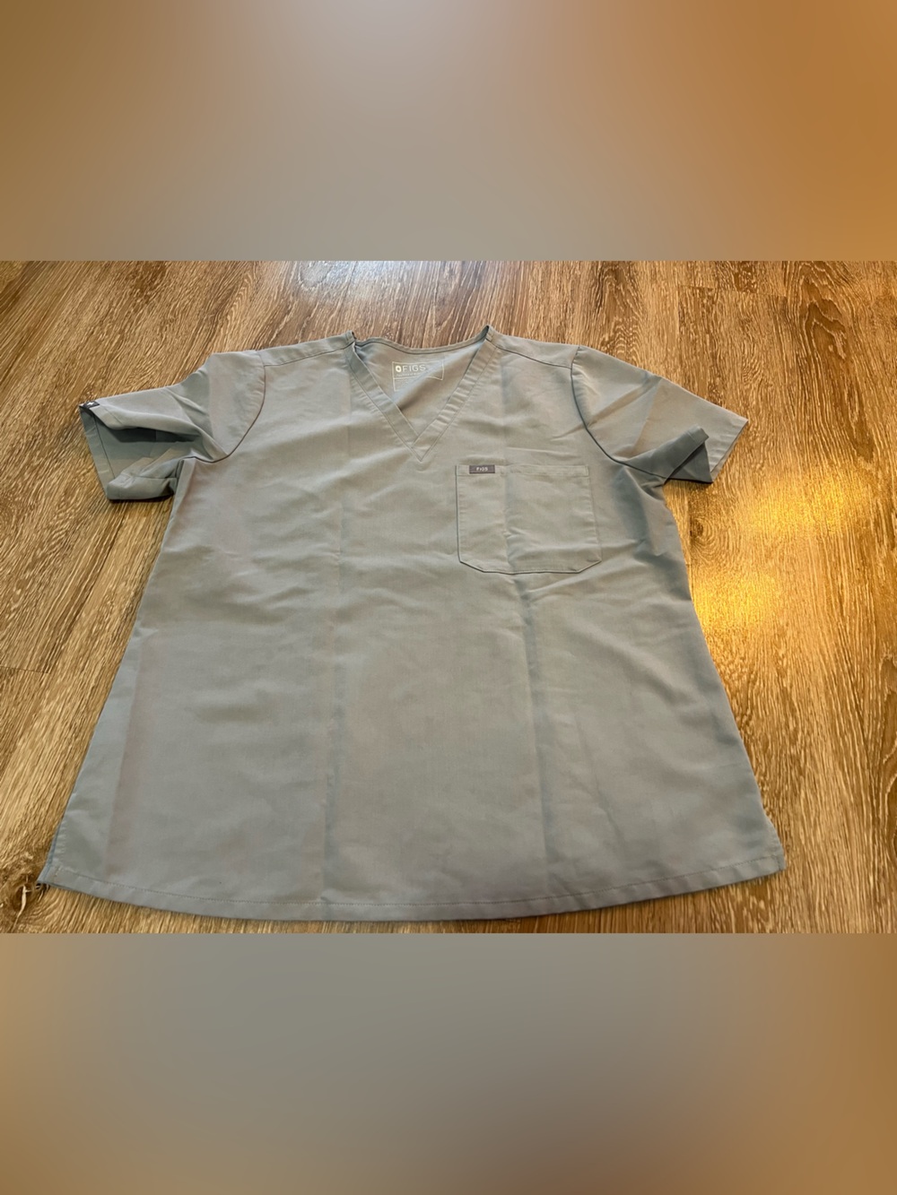Light grey figs Catarina women’s scrub top size XL